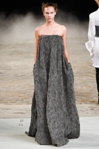 Look 39
